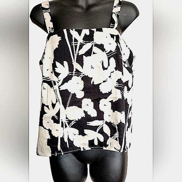Banana Republic | NWT White Floral Silky Tank Black & White Boxy Camisole Top - Picture 12 of 12